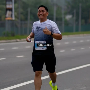 Runner Photo 7591700