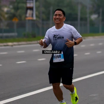Runner Photo 7591701