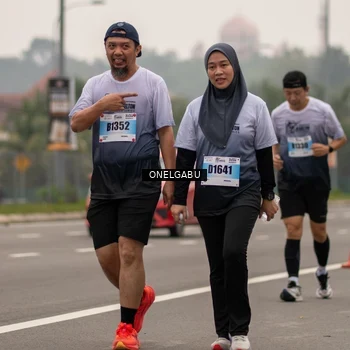 Runner Photo 7591709