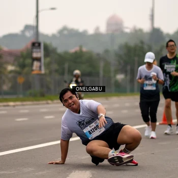 Runner Photo 7591711