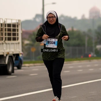 Runner Photo 7591713
