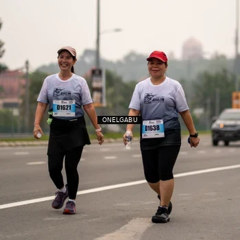 Runner Photo 7591714