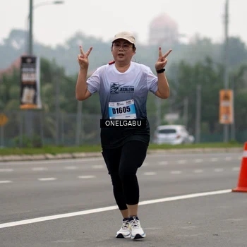 Runner Photo 7591718