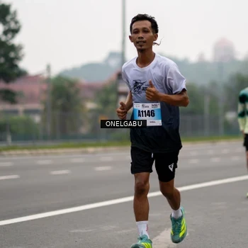 Runner Photo 7591719