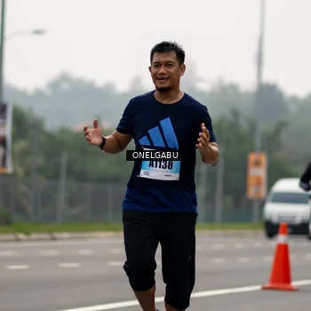 Runner Photo 7591723