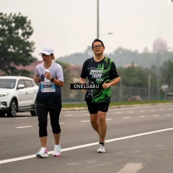 Runner Photo 7591809