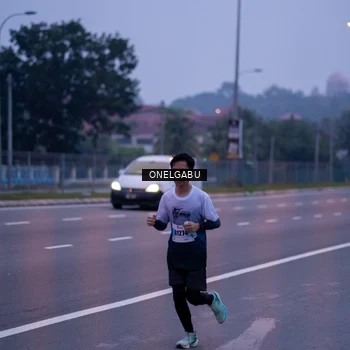 Runner Photo 7591825