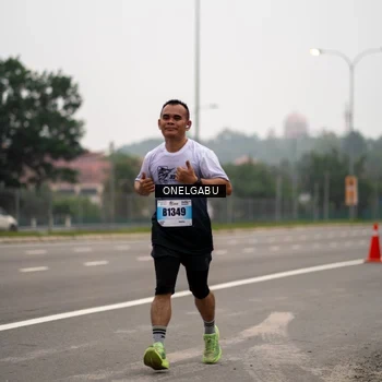 Runner Photo 7591839