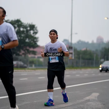 Runner Photo 7591861