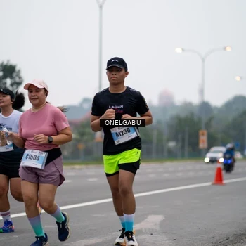 Runner Photo 7591863
