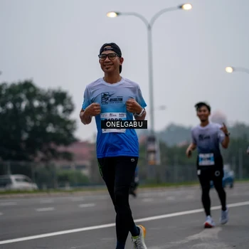 Runner Photo 7591864