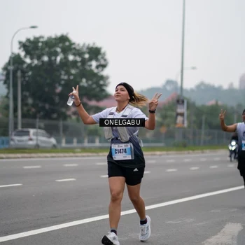 Runner Photo 7591878