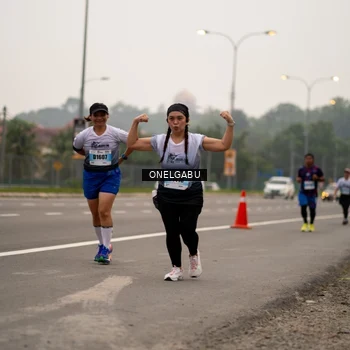 Runner Photo 7591893
