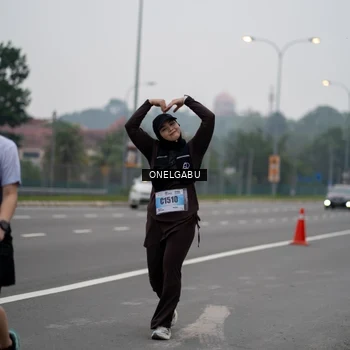 Runner Photo 7591894