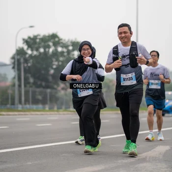 Runner Photo 7591900