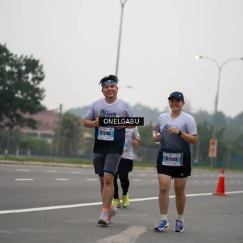 Runner Photo 7591909