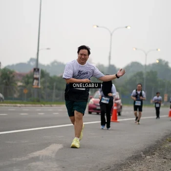 Runner Photo 7591914