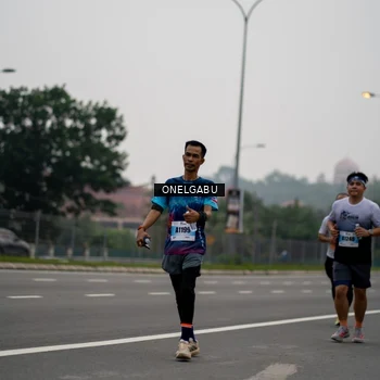 Runner Photo 7591922