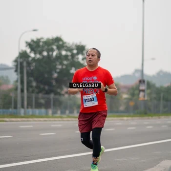 Runner Photo 7591930
