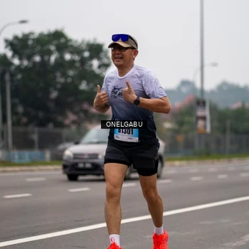 Runner Photo 7591940
