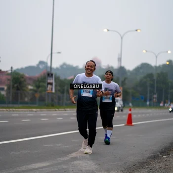 Runner Photo 7591966