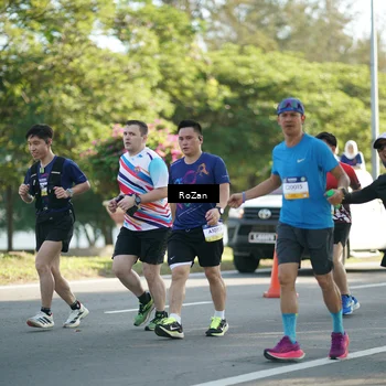 Runner Photo 7597968