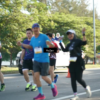 Runner Photo 7597989