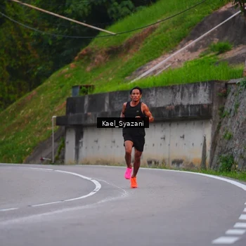 Runner Photo 7599496
