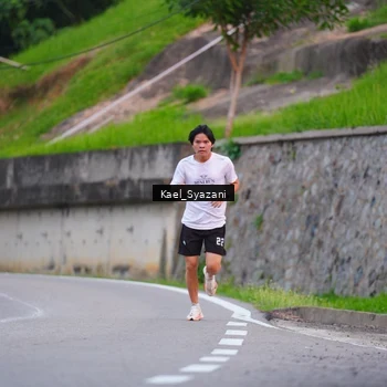 Runner Photo 7599506