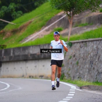 Runner Photo 7599509