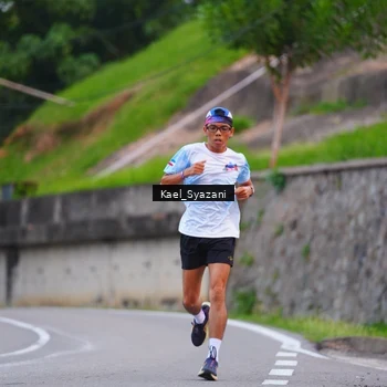 Runner Photo 7599511