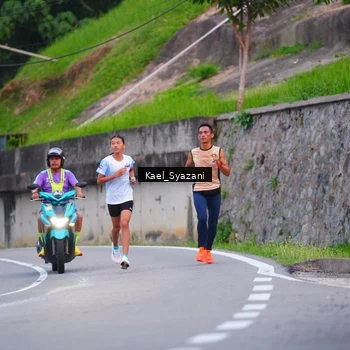 Runner Photo 7599514