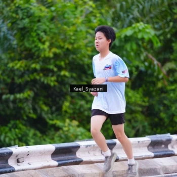Runner Photo 7599540