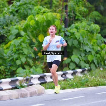 Runner Photo 7599541