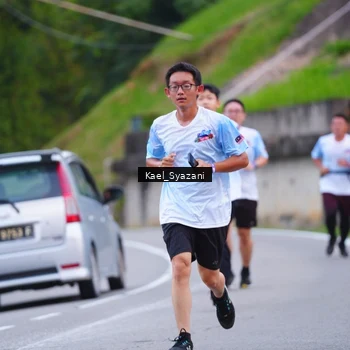Runner Photo 7599554