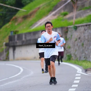 Runner Photo 7599557