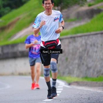 Runner Photo 7599572