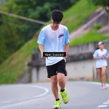 Runner Photo 7599574