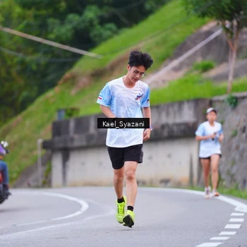 Runner Photo 7599584