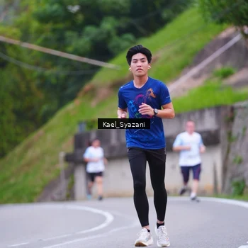Runner Photo 7599585