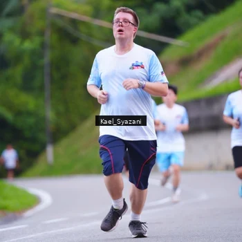 Runner Photo 7599590