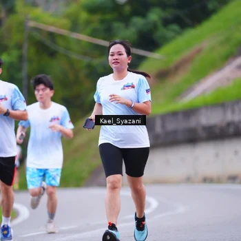 Runner Photo 7599593