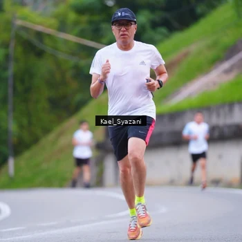 Runner Photo 7599594