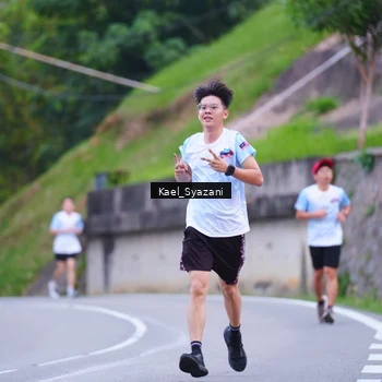 Runner Photo 7599599