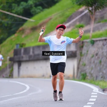 Runner Photo 7599602
