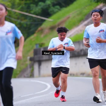 Runner Photo 7599620