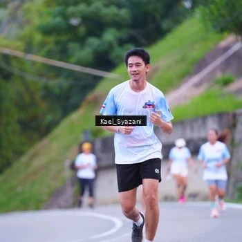 Runner Photo 7599634