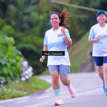 Runner Photo 7599636