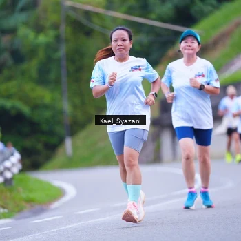 Runner Photo 7599637