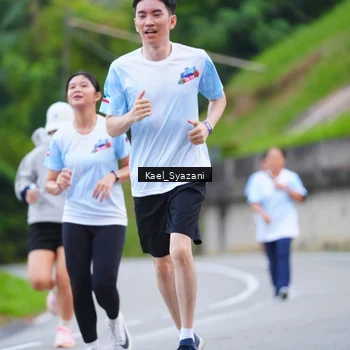 Runner Photo 7599645